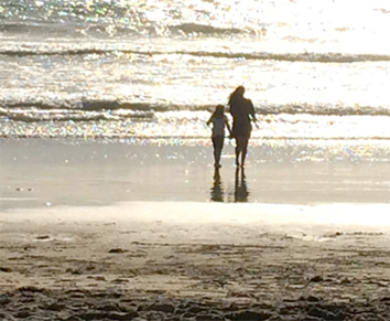 Sylvie&Mira at the beach